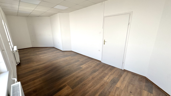 3. Iroda 23 m²
